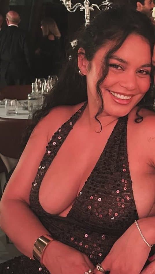 Click to view full size Dm me help me blast out this nut badder