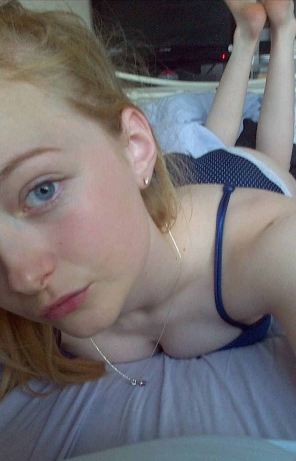 Click to view full size 19 yr old blonde teen Krysta leaked