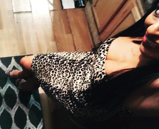 Click to view full size If you have a hot mom , auntie , granny , gilf check their phone please and get back to me