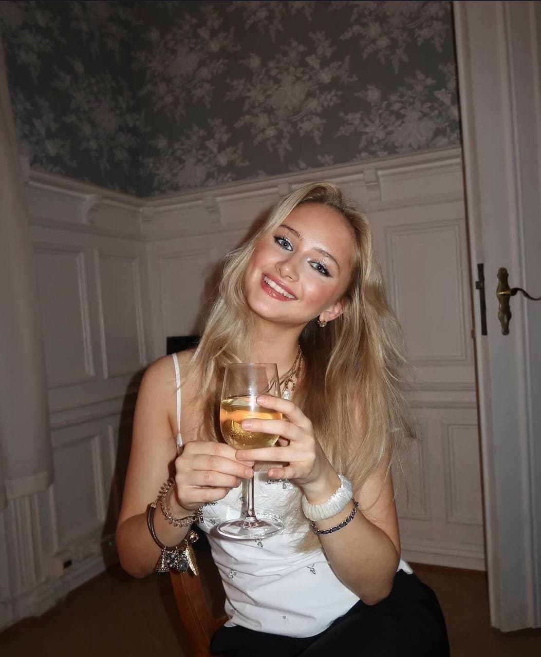 Click to view full size Sexy slut Tiril from Norway TikTok: cre4ture_