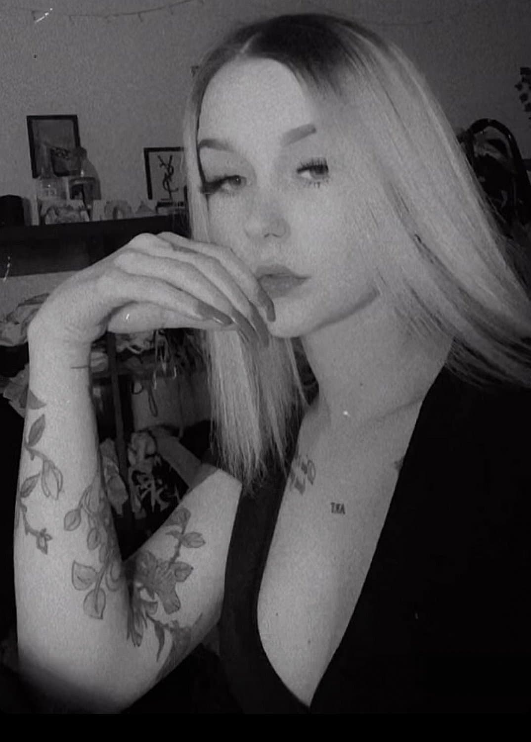 Click to view full size Sexy German irl slut Jennifer pt. 4