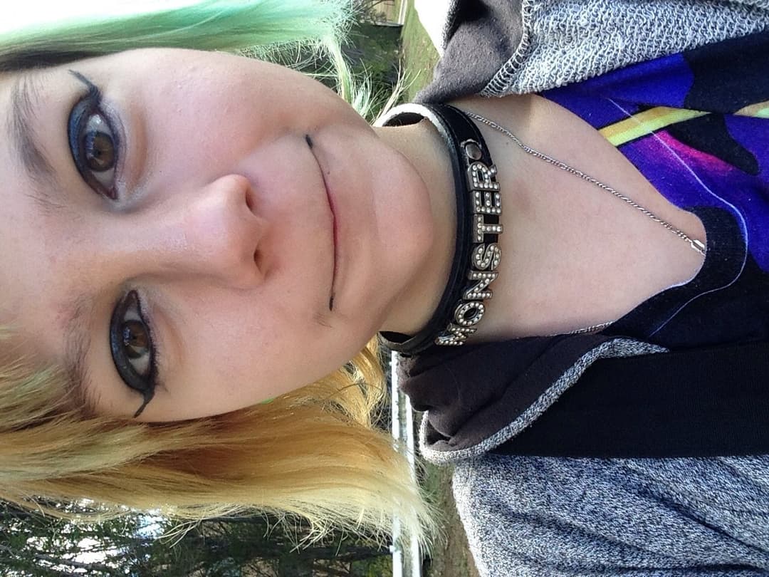 Click to view full size Twixiepuppy aka twixie scuderi aka Emily scuderi part 3